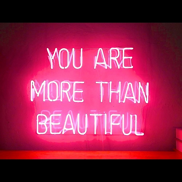 💕Heather Mc ✨Poshmark Ambassador✨ - Picture 10 of 14